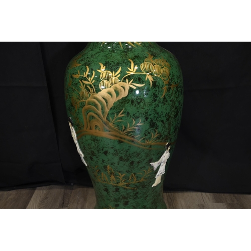 91 - Large Oriental Vase