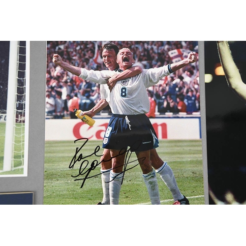 51 - ENGLAND STARS Original signatures on photo.