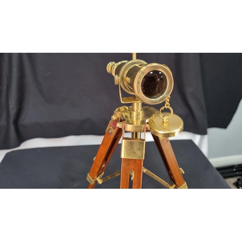 15 - Working Miniature Brass Telescope