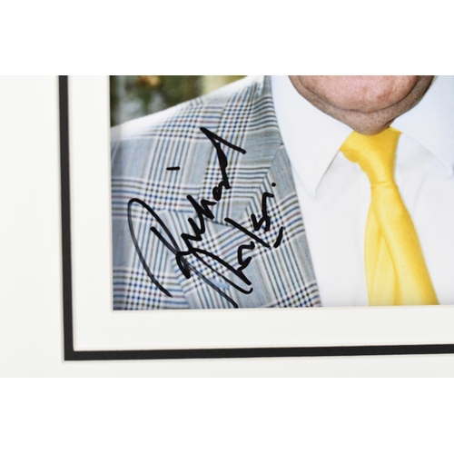 39 - Richard Wilson Unique Signed Photo Presentation