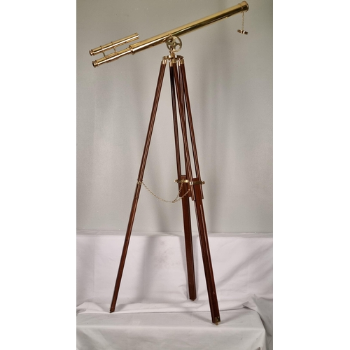 83 - Large Brass Telescope