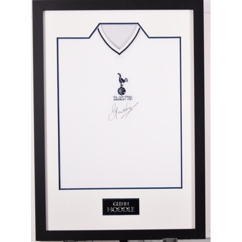 185 - GLEN HODDLE original signed presentation