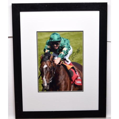 138 - FRANKIE DETTORI original signed presentation