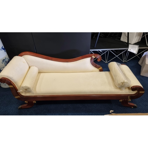 152 - Chaise Longue with Solid Rosewood Frame