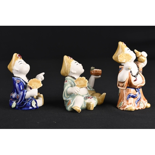 232 - Set of 3 Porcelain Chinese Figures.