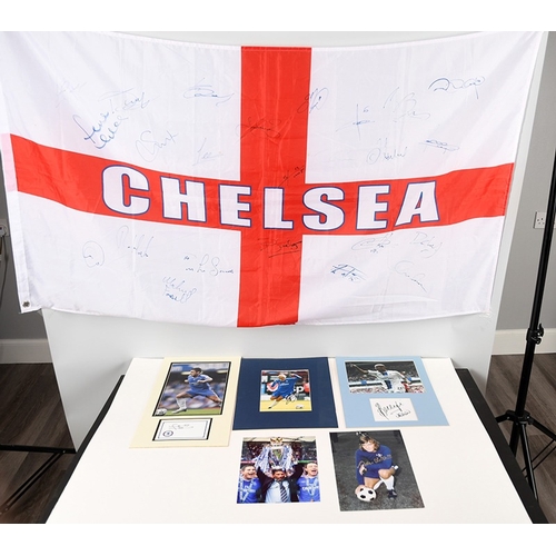 112 - CHELSEA STARS & SIGNED FLAG Original Signature