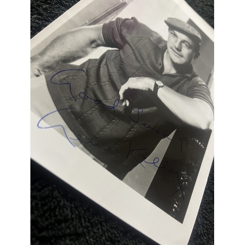 225 - GENE KELLY Signed photograph