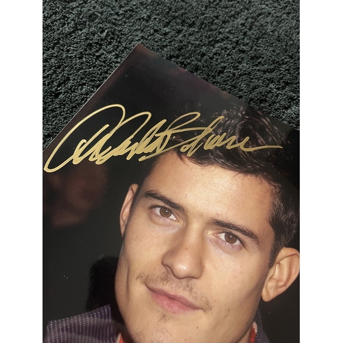 89 - ORLANDO BLOOM Signed photograph