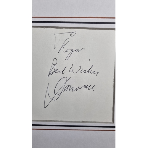 27 - Donovan Original Signature.