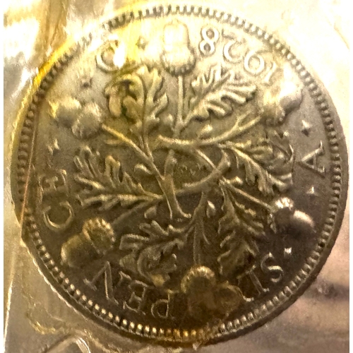 163 - Mixed predecimal and decimal coins Mostly English