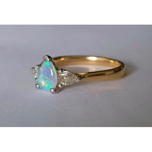 136 - Beautiful Opal and Diamond Ring 18ct Yellow Gold