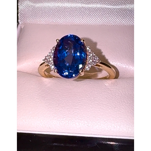 118 - Tanzanite 3.5ct approx and Diamond 18ct Yellow Gold Ring Beautiful rich blue colour