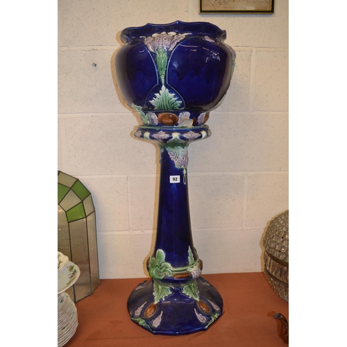92 - ART NOUVEAU MAJOLICA STONEWARE JARDINIERE ON STAND (89cm)