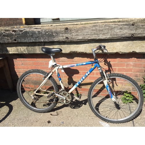 trek 810 mountain bike