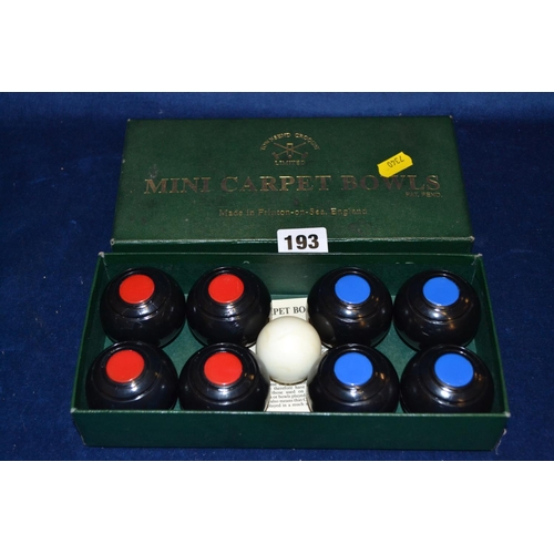 193 - SET OF TOWNSEND CROQUET MINI CARPET BOWLS IN ORIGINAL BOX