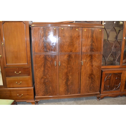 691 - 1930S MAHOGANY TRIPLE WARDROBE FITTED TRAYS AND DRAWER