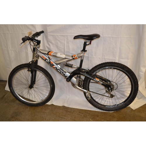 Team saracen raw mountain hot sale bike