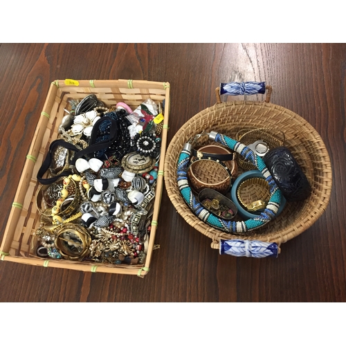 43 - BASKET OF JEWELLERY AND BASKET OF BRACELETS