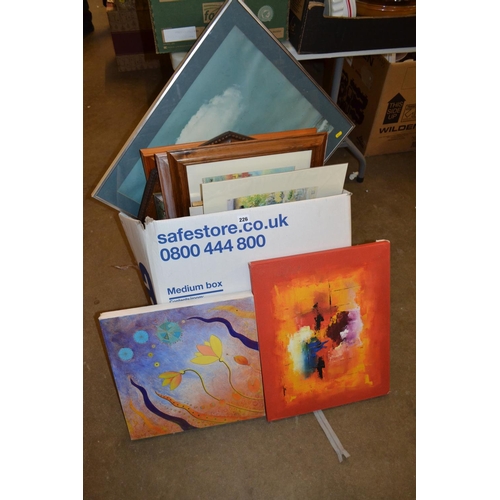 226 - BOX OF PICTURES