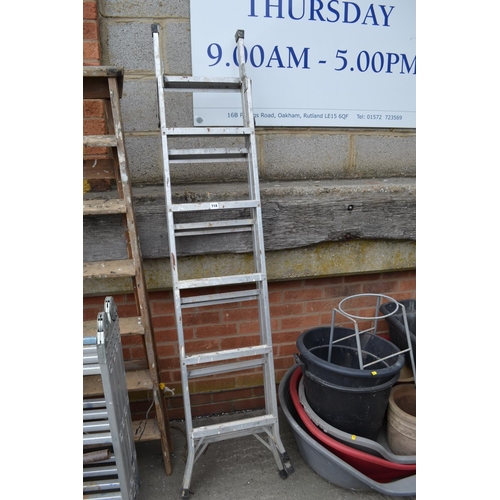 718 - ALUMINIUM STEPS