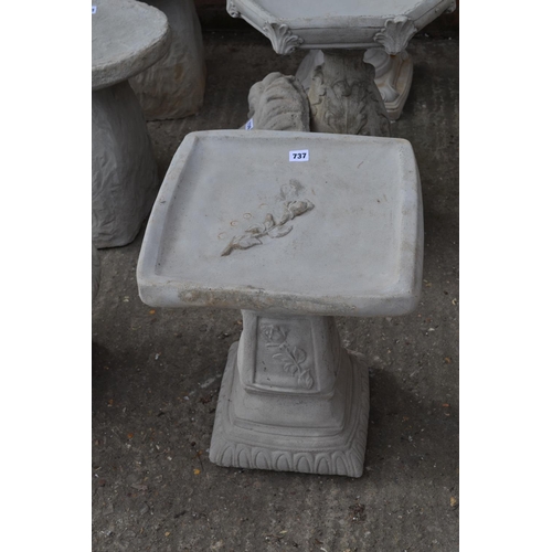 737 - ROSE BIRD BATH