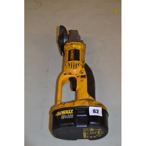 82 - DEWALT DISC CUTTER 18V 2.6AH NIMH DC410