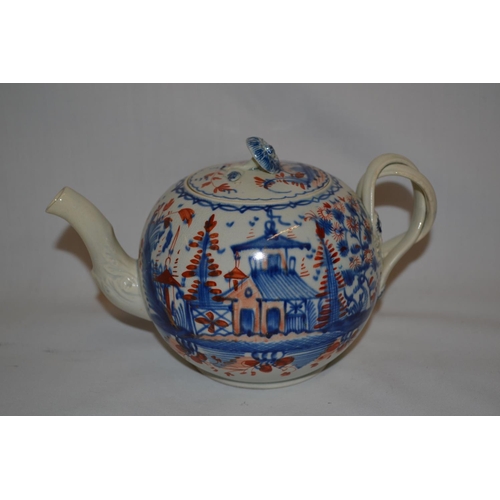 4 - 18TH CENTURY IMARI PATTERN BULBOUS TEAPOT DECORATED HOUSES AND GARDENS, LID WITH FLOWER FINIAL, ENTW... 