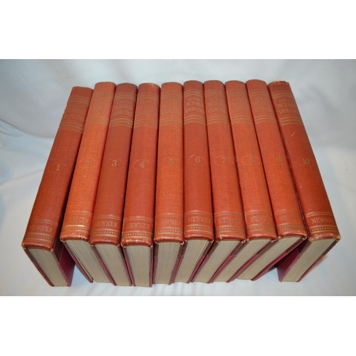 424 - 10 VOLUMES NEWNES PICTORIAL KNOWLEDGE