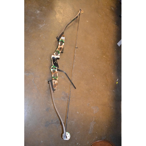 100 - HOYT LEGACY OASIS BOW WEIGHT 60-70