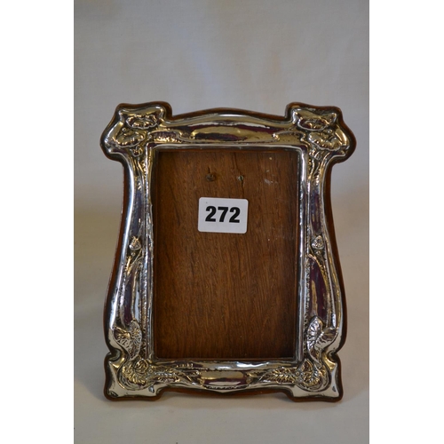 Lot 272       