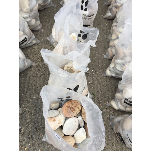 572 - 10 BAGS OF STONE COBBLES / PEBBLES