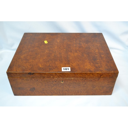 101 - GRAINED DOCUMENT BOX