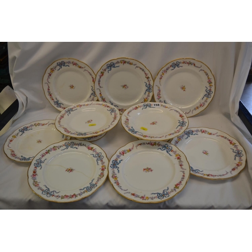 158 - ROYAL WORCESTER PORCELAIN DESSERT SERVICE HAND PAINTED GARLANDS WITH BOWS 1902 (COMPRISING 2 COMPORT... 