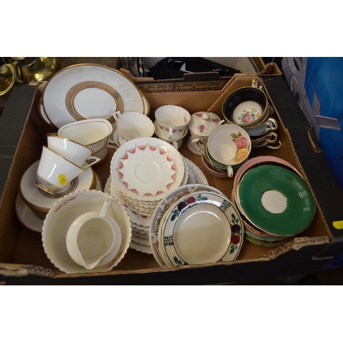 118 - ROYAL DOULTON ART DECO GOLD BANDED PART TEA SERVICE, ROYAL ALBERT PART SERVICE AND AYNSLEY PART SERV... 