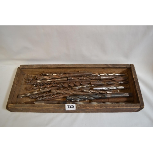 125 - BOX OF VARIOUS DRILL BITS