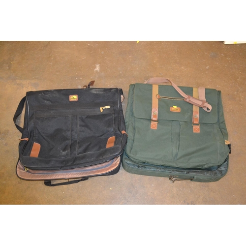 321 - PIERRE CARDIN STYE GENTS CANVAS TRAVEL CASE AND SKYFLITE TRAVEL CASE