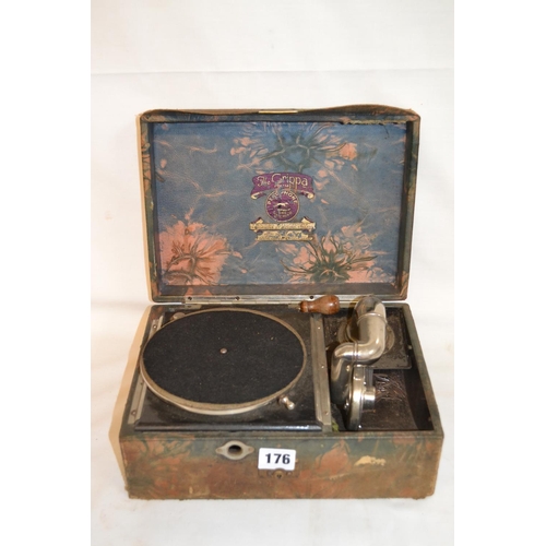 176 - VINTAGE THE CRIPPA PIXIE PEROPHONE GRAMOPHONE