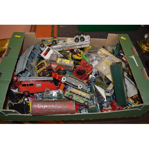 237 - LARGE QUANTITY OF USED DINKY, CORGI AND OTHER MODEL VEHICLES