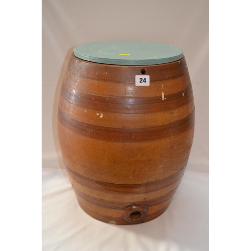 24 - LARGE STONEWARE BANDED BARREL WITH WOODEN LID