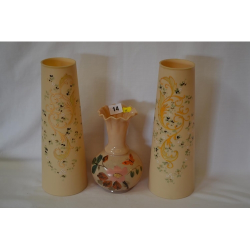 14 - PAIR OF VINTAGE PEACH COLOURED GLASS VASES WITH ENAMEL DECORATION (30CM) AND BULBOUS VASE (19CM)