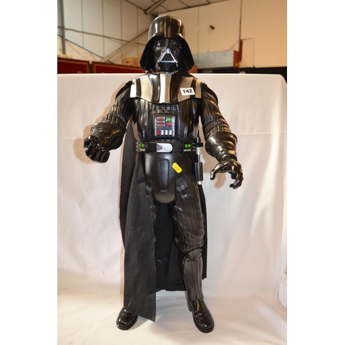 142 - LARGE FIGURE OF DARTH VADER (77CM)