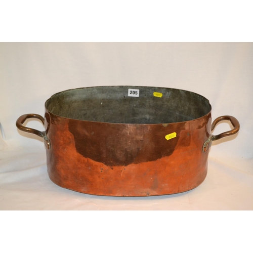 205 - LARGE GEORGIAN OVAL COPPER COOKING POT WITH BRONZE HANDLES 41CM WIDTH X 27.5CM DEPTH X 21CM HIGH