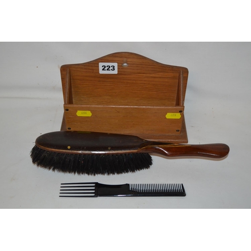 223 - OAK LETTER RACK AND CLOTHES BRUSH