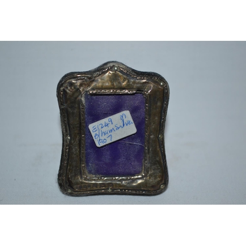 324 - MINIATURE SILVER MOUNTED PHOTOGRAPH FRAME IN ASPREY BOX