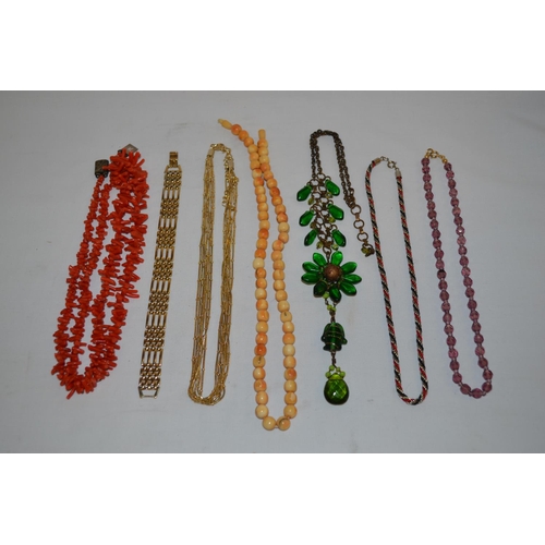 332 - CORAL NECKLACE, GATE BRACELET, ETC