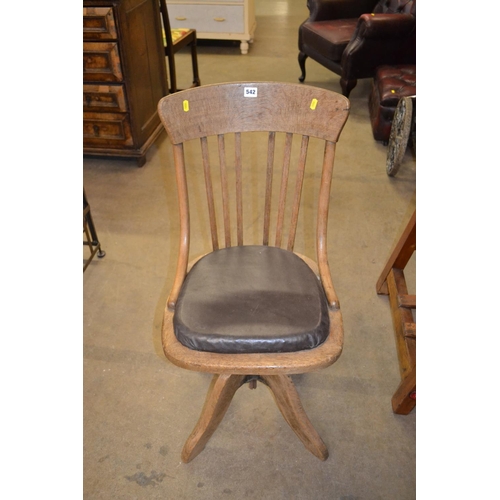 542 - EDWARDIAN SLAT BACK OAK SWIVEL OFFICE CHAIR