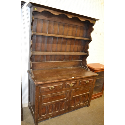 619 - EARLY 19TH CENTURY OAK WELSH DRESSER FITTED 3 DRAWERS, DROP BRASS HANDLES AND ESCUTCHEONS, CUPBOARDS... 