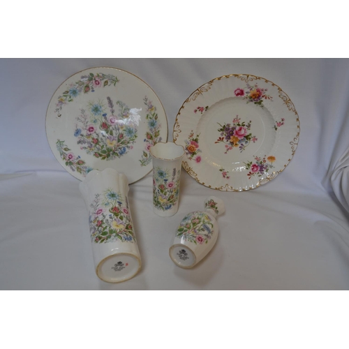 70 - AYNSLEY WILD TUDOR CAKE PLATE, 3 VASES AND ROYAL CROWN DERBY 