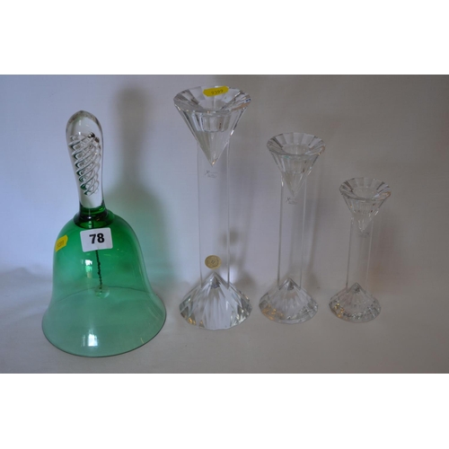 78 - GREEN GLASS HAND BELL WITH AIR TWIST HANDLE AND 3 GRADUATED CZECKOSLOVAKIAN GLASS CANDLESTICKS