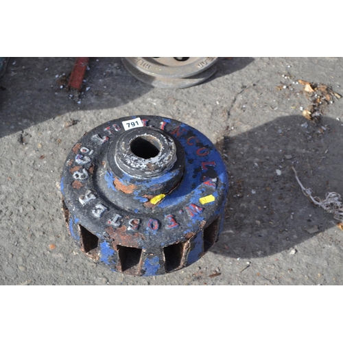 791 - FOSTER & CO LINCOLN WHEEL HUB